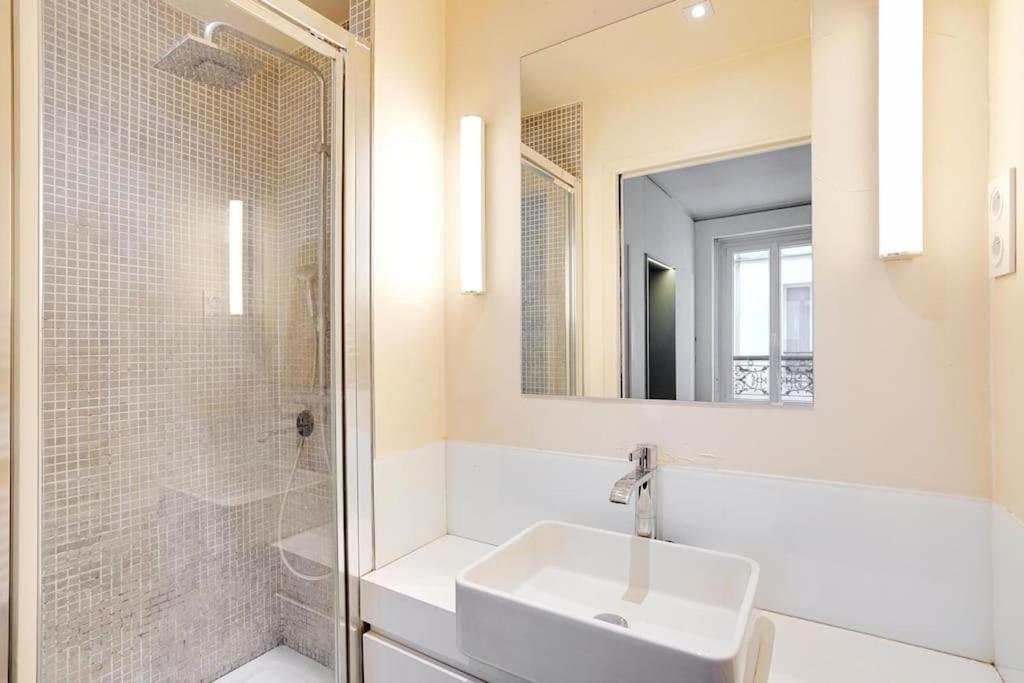Au Centre De Equipe Apartment Paris